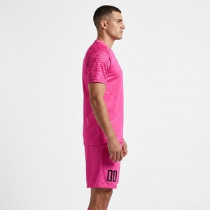 Conjunto de Camiseta de Fútbol Rosa Personalizada para Hombre, Nombre y Número del Equipo Sublimados, Absorbe la Humedad, Ajuste Atlético, Ropa para Todas las Temporadas - Product Image 3