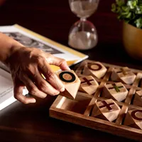 Nouvelle Arrivée Tic Tac Toe Jeu en Bois Jeux de Divertissement pour Adultes et Enfants Stratégie de Conseil Amusante à Prix Abordable Fabriqué en Inde