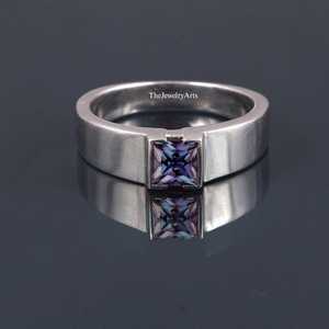 Anillo de Alejandrita de Corte Cuadrado, Anillo de Piedra Preciosa que Cambia de Color, Anillo de Plata de Ley, Anillo de Alejandrita para Ella, Piedra de Nacimiento de Junio - Product Image 6