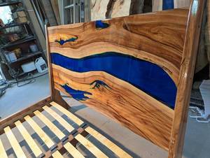 Cabecero de Cama de Resina Epoxi con Acentos de Madera Natural, Muebles de Dormitorio Modernos de Lujo - Product Image 6