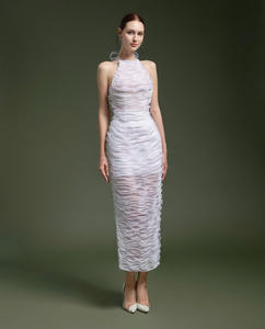 Vestido de Noche Blanco de Lujo con Cuello Halter y Diseño Bodycon, con Detalle de Malla Ondulada Transparente, Estilo de Diseñador Exclusivo, OEM ODM, Hecho en Vietnam - Product Image 5