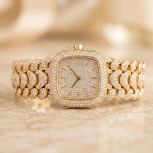 Reloj de pulsera de lujo con esfera cuadrada, diamantes de moissanita de primera calidad, diseño completamente cubierto de diamantes, disponible al mejor precio. - Product Image 1