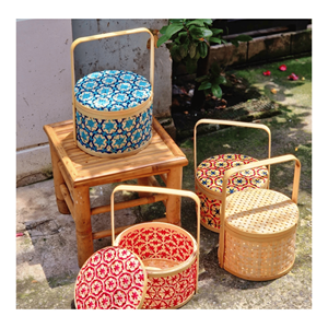 Cesta cuadrada de bambú hecha con fibra de bambú tejida, con asa para presentación de pasteles, almacenamiento de frutas y decoración, hecha en Vietnam. - Product Image 6