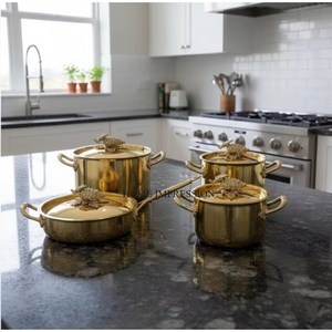 Cacerolas de Acero Inoxidable de Alta Calidad, Chapadas en Oro, Martilladas a Mano, con Adornos de Uvas, Utensilios de Cocina de Lujo de la India - Product Image 1