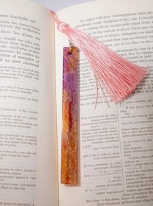 Marque-pages en résine faits à la main, stylo personnalisé, design Art Déco scintillant, forme décorative, cadeau pour étudiant, professeur, Diwali - Product Image 6