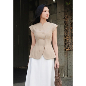 Chaleco sin Cuello con Mangas Cortas Color Beige para Mujer, Elegante, Entallado, con Botones, Casual, para Oficina, Poliéster y Elastano, YONA - Product Image 3
