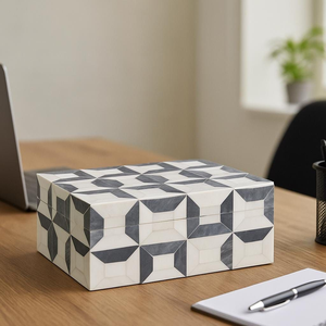 Caja de Música de Resina Hecha a Mano con Patrón de Amor en Blanco y Negro, de Lujo, Personalizable en Tamaño y Color, de Fábrica - Product Image 2