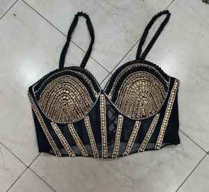 Blusa de Lujo Transpirable con Cuentas de Perlas Negras, Tejida, con Copas Estructuradas y Bordado a Mano para Bodas de Invierno/Primavera/Verano - Product Image 1