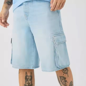 Shorts en jean décontractés pour hommes, taille mi-haute élastique, coupe ample en coton, longueur genou, bleu délavé, pour l'été et le quotidien - Product Image 1