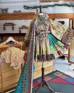 Precios al por Mayor de los Últimos Vestidos Afganos Kuchi, Vestidos Étnicos Gitanes Tribales de Estilo Afgano, Ropa de Mujer Hasta la Rodilla, Vestidos de Boda Afganos - Product Image 5