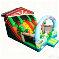 Structure gonflable combinée Ferme et Barnum avec toboggan, parcours de jeux, piste de course, château de saut extérieur décoratif, petite machine distributrice et thème carnaval