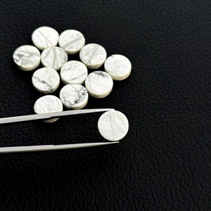 Cabochon rond plat en howlite blanche naturelle de 10 mm, qualité AAA, pierre précieuse en vrac, taille personnalisée disponible en gros sur le site de vente en ligne - Product Image 3
