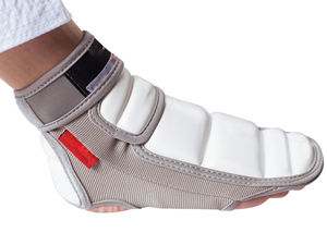 Protector de Espinilleras y Empeine Desmontable Fazn Industry WKF para Karate, Taekwondo, Judo - Product Image 6