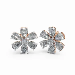 Boucles d'oreilles en or rose 18 carats avec diamants ronds et en forme de poire, collection Crowned Petals of Radiance, pour femmes - Product Image 3