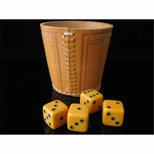 Juego de Vasos para Dados de Cuero Genuino con Logotipo Personalizado, Hecho a Mano, Estilo Vintage, con 6 Dados, Venta al por Mayor, Vaso para Dados de Juego de Mesa - Product Image 1