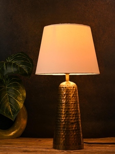 New Design Hammered Aluminum Modern Antique Table Lamp with USB Powered Customizable Color Fabric Shade for Bedside Nightstand - Product Image 3