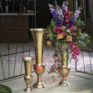 ทรัมเป็ตโบราณแจกันดอกไม้ขนาดใหญ่สําหรับโต๊ะกลางราคาขายส่งโลหะชั้นแจกันทรัมเป็ตสําหรับงานแต่งงานชั้นผู้ขายที่ดีที่สุด - Product Image 4