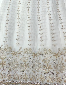 Tissu en viscose georgette de haute qualité, élégant et pur, avec de riches broderies et des perles de sequins, idéal pour les tenues de soirée à un prix avantageux - Product Image 6