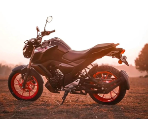 Motocicleta YAMAHA "FZ RAVE" en Venta a Precios Accesibles, la Mejor Moto con Excelente Rendimiento y Economía de Combustible - Product Image 6