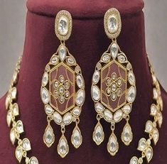 Ensemble collier et boucles d'oreilles tendance en laiton plaqué or de haute qualité avec moissanite Polki, élégant, pour femme, idéal pour fiançailles, mariage ou soirée, cadeau - Product Image 2