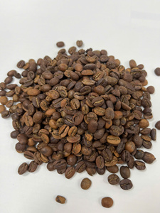 Grains de café Arabica cultivés en ombre, lavés et transformés - Product Image 3