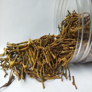 Tiges de clous de girofle, ingrédient aromatique naturel, adapté pour assaisonner les produits de boulangerie, les mélanges à base de plantes et les préparations culinaires. - Product Image 3