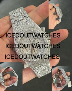 Montre de luxe pour homme en acier inoxydable avec bracelet à fermoir, sertie de diamants en or blanc et de moissanite VVS1 ronde, résistante à l'eau 10 bars - Product Image 1