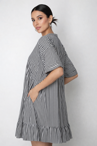 Vestido Camisero Midi Bohemio de Verano con Rayas Blancas y Negras, Cuello en V, Ajuste Relajado, Manga Corta, Estilo Casual Chic con Volantes en el Bajo - Product Image 2