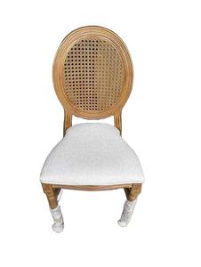 Chaise de salle à manger en bois de qualité supérieure, design féerique et innovant, inspirée des événements et des mariages, fabriquée au Pakistan pour un design optimal. - Product Image 5