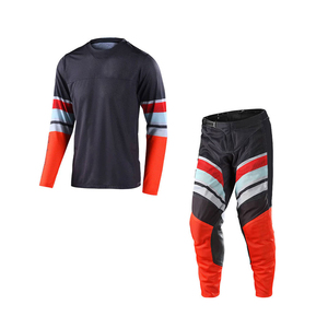ชุดแข่งรถมอเตอร์ไซค์ผู้ชาย แขนยาว เสื้อเจอร์ซีย์และกางเกงขายาว สีแดง ดำ เทา พิมพ์ลายแบบซับลิเมชั่น แห้งเร็ว ใช้ได้ทุกฤดู - Product Image 1