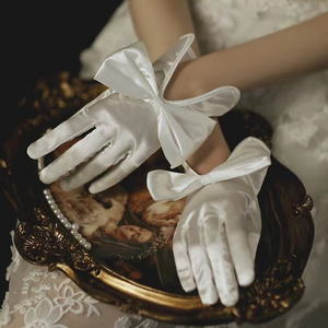 Guantes de satén personalizados al por mayor para novias, OEM, cortos, de tela, para bodas, accesorios de fiesta para mujer, 3 estrellas, expertos G01, en stock - Product Image 5