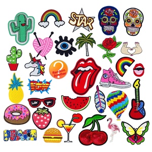 Etiquetas Bordadas de Ropa Deportiva OMMIZ Directas de Fábrica, Apliques con Logotipos de Equipos Nacionales, Parches Tejidos, Parches Termoadhesivos - Product Image 1