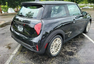 Producto TOP USADO en Perfectas Condiciones, MINI Hardtop Cooper S 2025 USADO, LISTO PARA USAR - Product Image 2