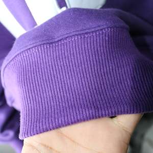 Sweat-shirt à col montant TIGERS PURPLE 100% BLANC avec broderie appliquée, col large, CLUSH SPORTS - Product Image 6