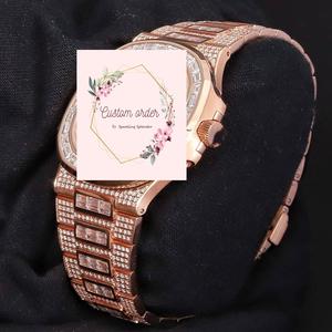 Montre analogique automatique unisexe, cadran carré clouté, ton or rose, moissanite, entièrement sertie de pierres, cadeau pour elle - Product Image 4