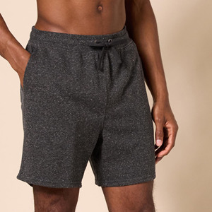 Shorts de jogging en molleton 100% coton, personnalisables avec logo imprimé, unis, pour homme, style streetwear oversize, effet délavé. - Product Image 3