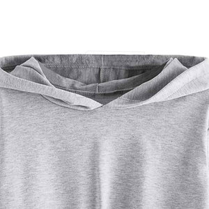 Hoodies courts en tissu doux pour femmes, design tendance et décontracté, coupe confortable, parfaits pour le quotidien et le style urbain. - Product Image 3