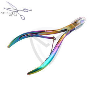 Coupe-ongles jetables personnalisés de qualité chirurgicale en acier inoxydable, outil de manucure à large ouverture pour les doigts - Product Image 6