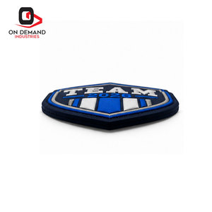 Écussons tissés professionnels personnalisés pour clubs sportifs, formes sur mesure, bordures durables, production en gros, délai de livraison rapide, fabricant - Product Image 4