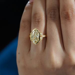 แหวนเพชรเหลืองแฟนซีทรงมาร์คีส์ 2.00 กะรัต เพาะเลี้ยงในห้องปฏิบัติการ สำหรับผู้หญิง ทองคำแท้ 14K ของขวัญแต่งงาน เครื่องประดับชั้นดีสำหรับคนรัก - Product Image 3