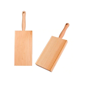 Planches à pâtes et à gnocchis en bois personnalisées, petites, faites maison, à prix avantageux - Product Image 1