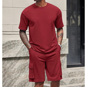 Conjunto de 2 Piezas para Hombre, Fabricante, Camiseta de Algodón de 220 GSM, Pantalones Cortos Cargo, Estilo Casual, OEM, ODM, Suministro al por Mayor - Product Image 2