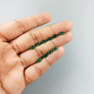 Émeraudes zambiennes naturelles, ovales calibrées 4x6mm, pierres précieuses facettées naturelles, prêtes à l'emploi pour la création de bijoux. - Product Image 3