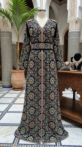 Tissu brodé floral noir avec détails en sequins pour foulards et châles pour femmes, longue veste abaya burqa koti - Product Image 4