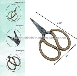 กรรไกรตัดผมแบบมืออาชีพเหล็กบิดขึ้นรูปพร้อมสีดำเคลือบโลโก้สั่งทำราคาประหยัดกรรไกรสำหรับใช้ในครัว - Product Image 6
