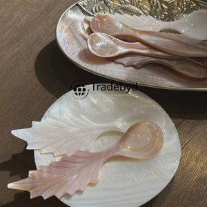 Cuchara Decorativa Premium con Incrustaciones de Madreperla Hecha a Mano por Tradebyd - Product Image 1