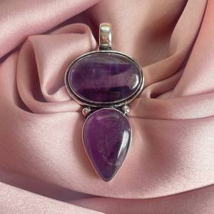 สร้อยคอจี้เงินแท้ทำมือประดับอเมทิสต์ พลอยเม็ดใหญ่ เครื่องประดับหรูหรา ของขวัญสุดหรูสำหรับผู้หญิง เครื่องประดับคุณภาพสูง - Product Image 2