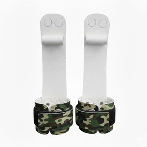 Poignées de gymnastique à bas prix avec surface antidérapante et maintien sûr du poignet - Product Image 1