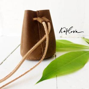 Monedero de Cuero Hecho a Mano KarlOva, Forma Natural, Bolsa con Cordón, Estilo Rústico, Artesanía - Product Image 2