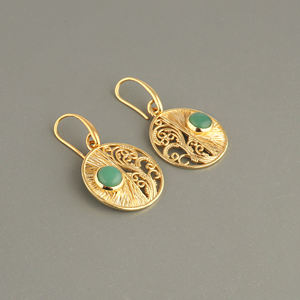 Pendientes Colgantes de Filigrana Hechos a Mano para Fiesta, Chapados en Oro de 18K, con Calcedonia Crisó, Estilo Minimalista Contemporáneo, Regalo para Mujer - Product Image 2